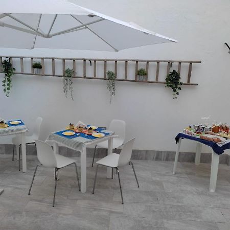 Casa Lele Bed and Breakfast Noto Exteriör bild