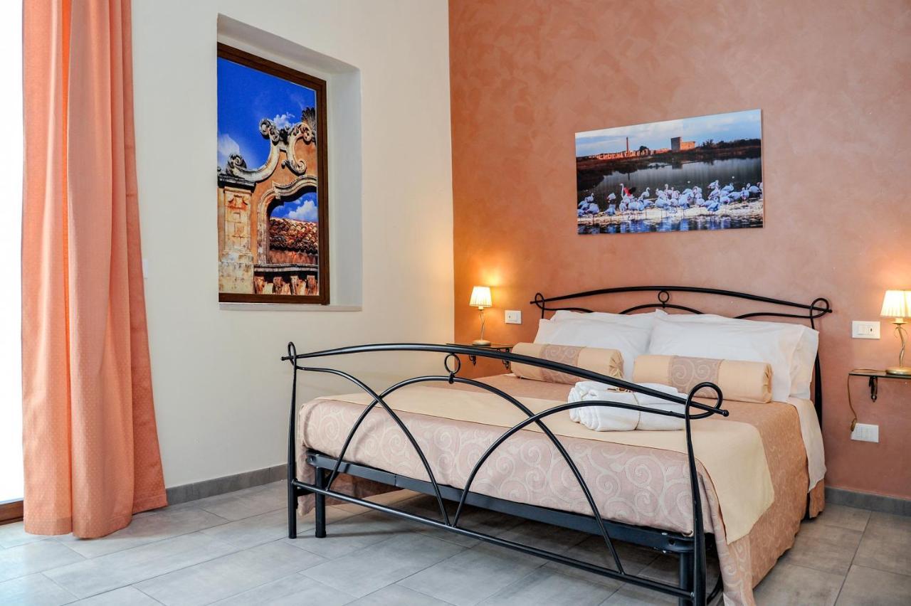 Casa Lele Bed and Breakfast Noto Exteriör bild
